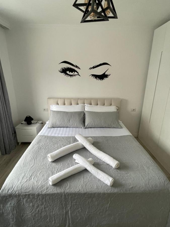 טיראנה Skanderbeg View Apartments מראה חיצוני תמונה