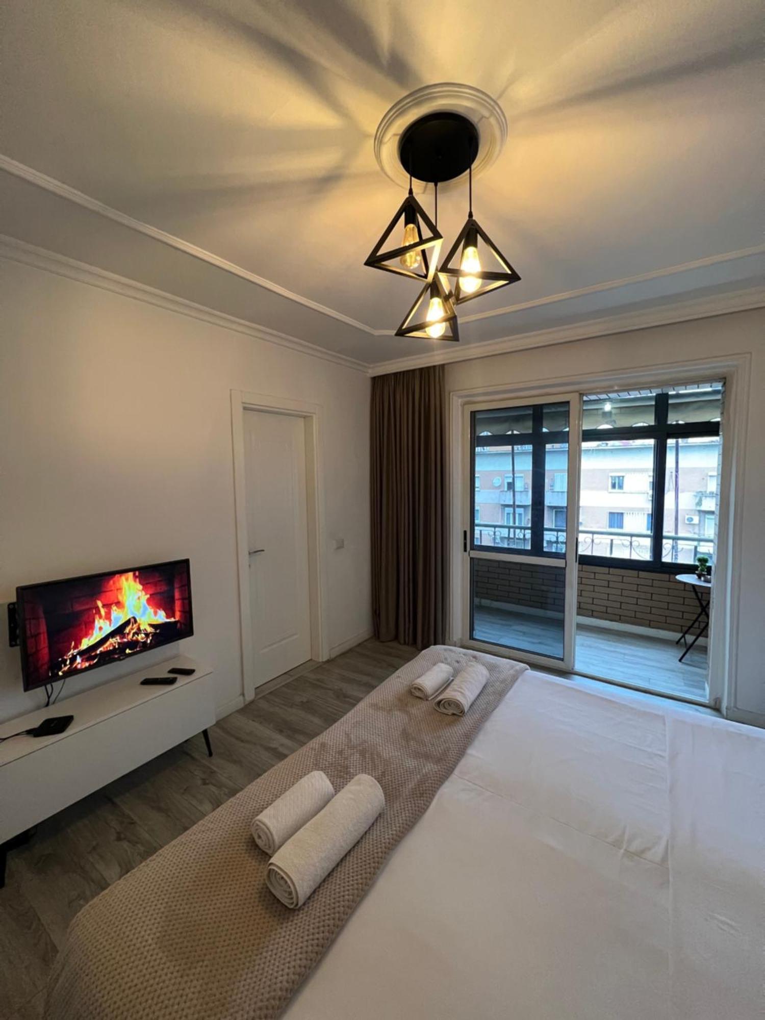 טיראנה Skanderbeg View Apartments מראה חיצוני תמונה