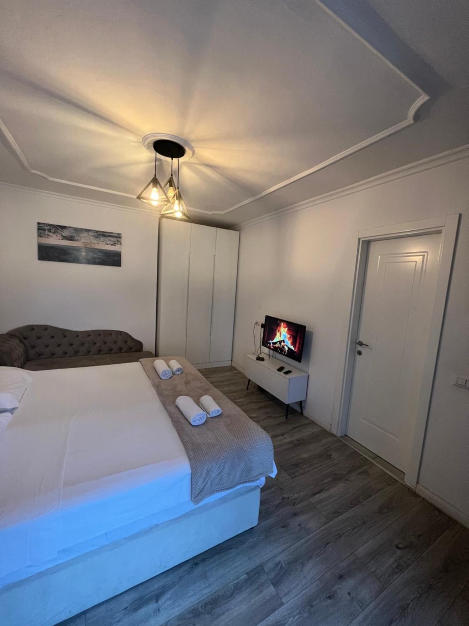 טיראנה Skanderbeg View Apartments מראה חיצוני תמונה